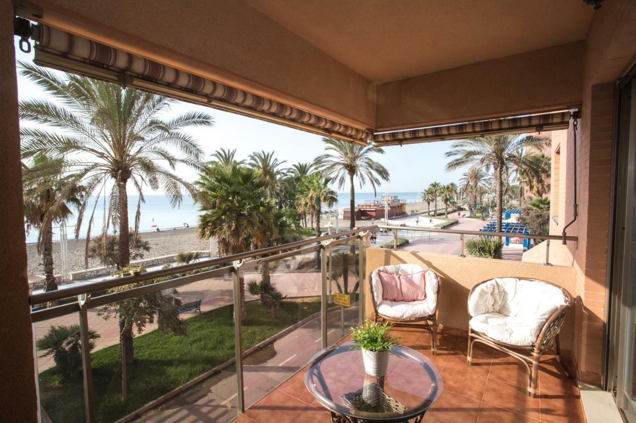 Deluxe Playa Pacifico Apartment Málaga Exterior foto